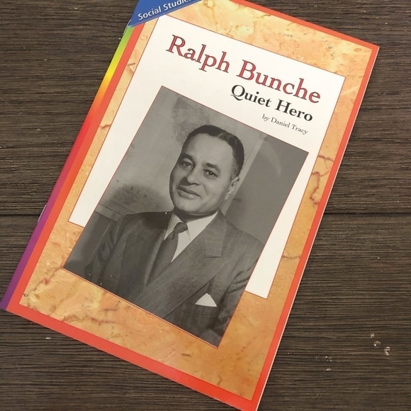 Ralph Bunche: Quiet Hero by: Daniel Tracy paperback book - Picture 1 of 3